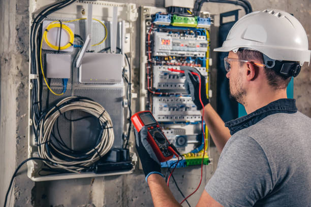 Best Commercial Electrician Services  in Shackle Island, TN